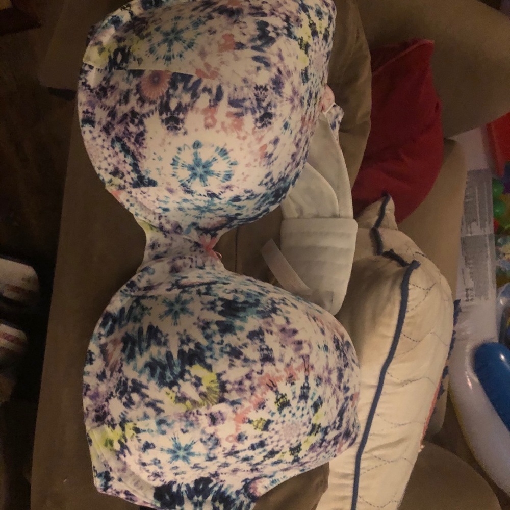 Cacique bras 44DD - Picture 3 of 4